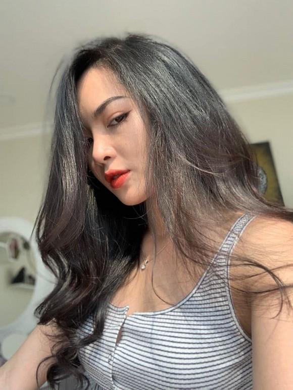 Hotgirl Việt thẩm mỹ thành công nhất 5 năm trước tái xuất với ngoại hình bốc lửa, quyến rũ-6