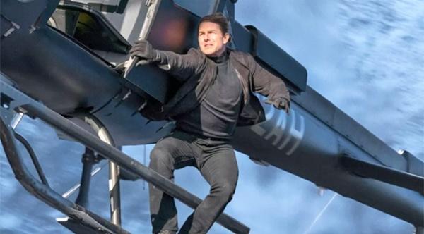 Tom Cruise sẽ ra ngoài không gian đóng phim bằng tàu của SpaceX-1