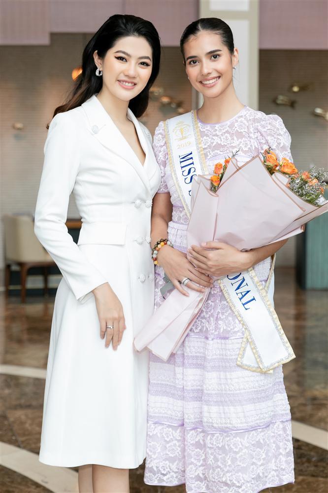Hoàng Thùy bỏ thi Hoa hậu Siêu quốc gia 2020, dân mạng réo tên Vũ Hương Giang-2