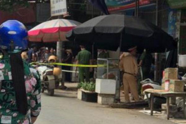 Hưng Yên: Đang bán hàng ở chợ, vợ bất ngờ bị chồng dùng dao đâm tử vong-1
