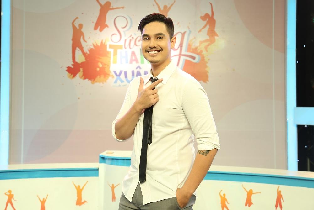 Hotboy Baggio đình đám một thời: Râu tóc xuề xòa, tăng nhiều cân, lộ mỡ bụng-1