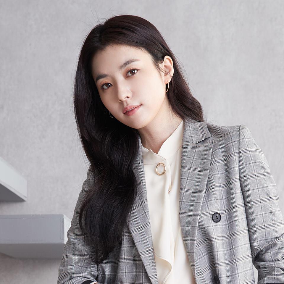 Han Hyo Joo - Mỹ nhân cười đẹp nhất xứ Hàn khốn đốn vì loạt scandal trên trời rơi xuống-5
