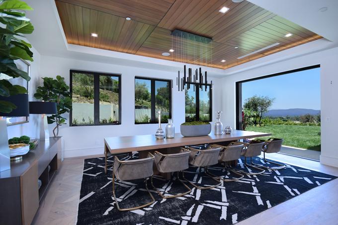 Biệt thự 20 triệu USD của Hoa hậu Thế giới và chồng trẻ-6