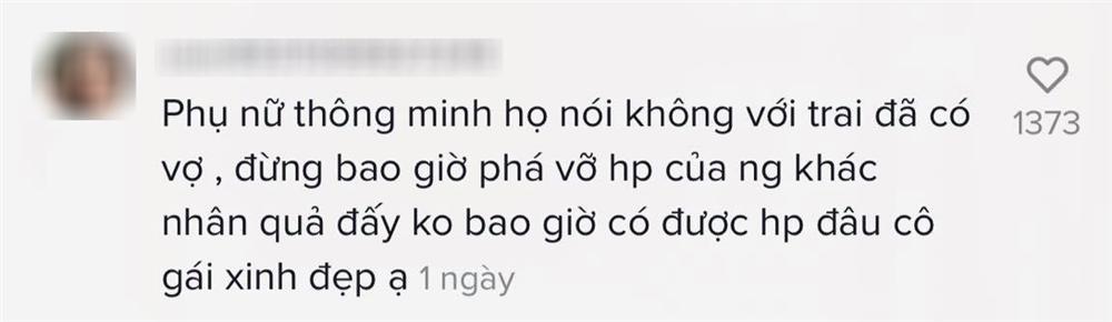 Tuesday gây phẫn nộ khi đăng clip mùi mẫn với tình nhân, còn buông lời trách: Sau hôm nay anh phải về với vợ sắp sinh-4