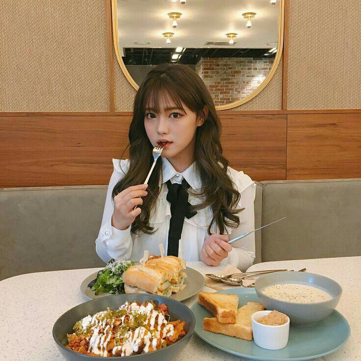 Nhịn ăn giảm cân: Ninh Dương Lan Ngọc Miu Lê trả giá đắt, Tóc Tiên vẫn có body nuột vì đâu?-9