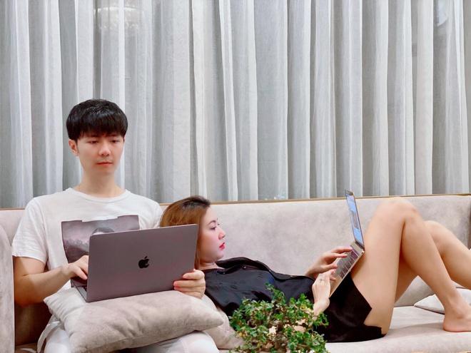 Ảnh đời thường hạnh phúc của Thúy Vân và chồng sắp cưới-5