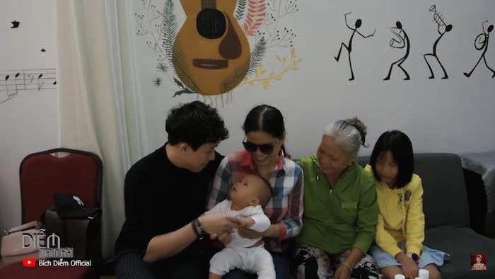 Trấn Thành đã thỏa nguyện ước mơ thực hiện album cho người phụ nữ khiếm thị yêu ca hát-3