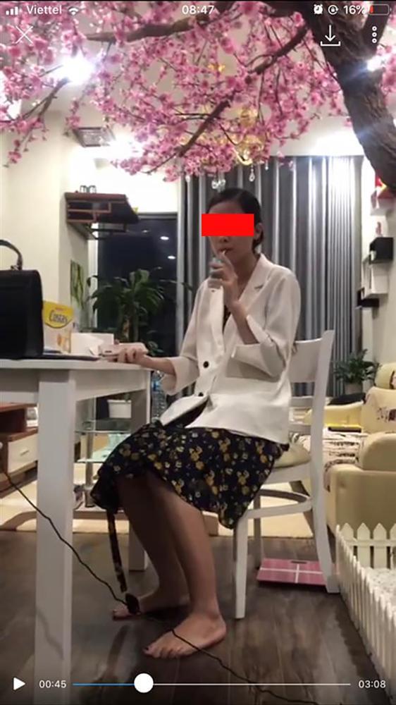 Thêm 1 vụ vợ tố chồng ngoại tình dân mạng bức xúc: Chồng là bác sĩ, tiểu tam là hot girl trường Y nổi tiếng?-3