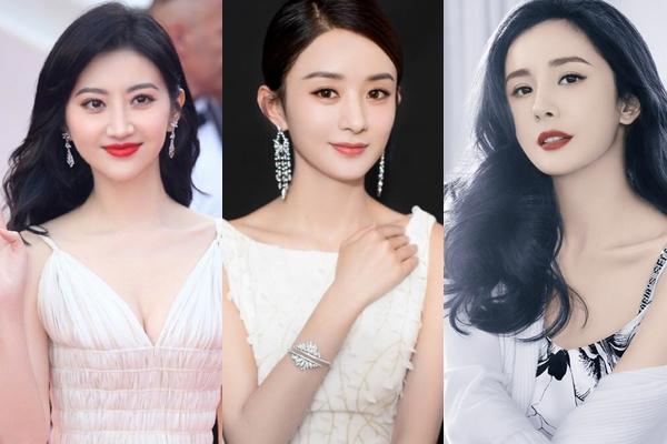 Dương Mịch bị quay lén trên phim trường, máy quay đặt ở dưới váy-7