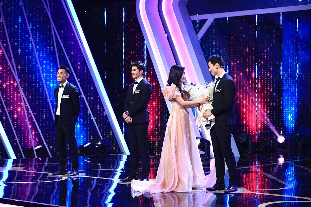 Người Ấy Là Ai mở màn mùa 3: Ban cố vấn hỏng toàn tập, nữ chính là cô gái nổi tiếng nhờ đại phẫu-3