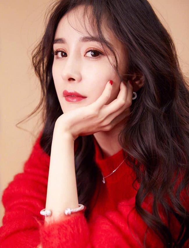 Phụ nữ sở hữu những đặc điểm này gặp được nhiều may mắn, càng lớn tuổi càng giàu có, hậu vận phước đức nồng hậu, hạnh phúc cả đời-1