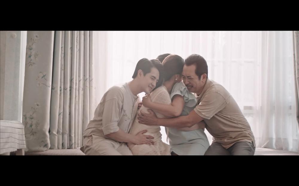 Đông Nhi kể lại đời mình trong MV đầu tiên thực hiện sau khi mang thai-10