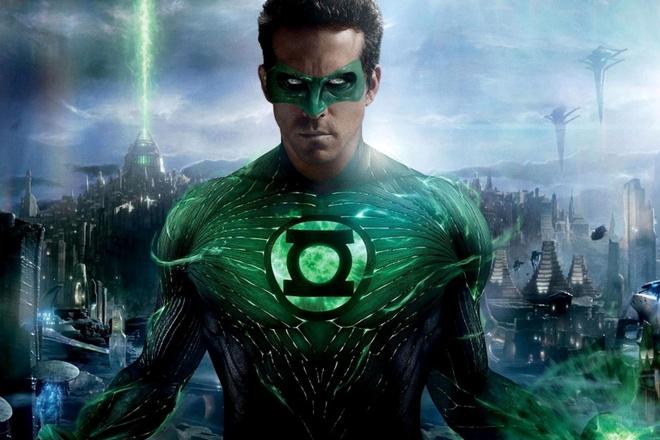 Green Lantern (2011): Ryan Reynolds đến giờ vẫn đùa cợt về Green Lantern trên mạng xã hội và các phim Deadpool bởi sự dở tệ của tác phẩm. Trên thực tế, Warner Bros. đã lên kế hoạch dự án từ năm 1997. Nhiều cái tên từng được nhắc tới, như Kevin Smith, Quentin Tarantino, hay thậm chí Jack Black (với một phiên bản hài hước), nhưng không thể tìm thấy tiếng nói chung với nhà sản xuất. Ryan Reynolds cũng không phải lựa chọn hàng đầu, sau khi Bradley Cooper và Justin Timberlake từ chối vai Hal Jordan. Không chỉ bị chê bai về mặt chất lượng nội dung, Green Lantern còn gây lỗ một khoản lên tới 100 triệu USD.