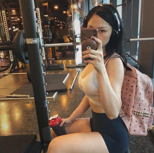 Ngoại Hình Miu Lê, Angela Phương Trinh Sau Tập Gym - 2Sao