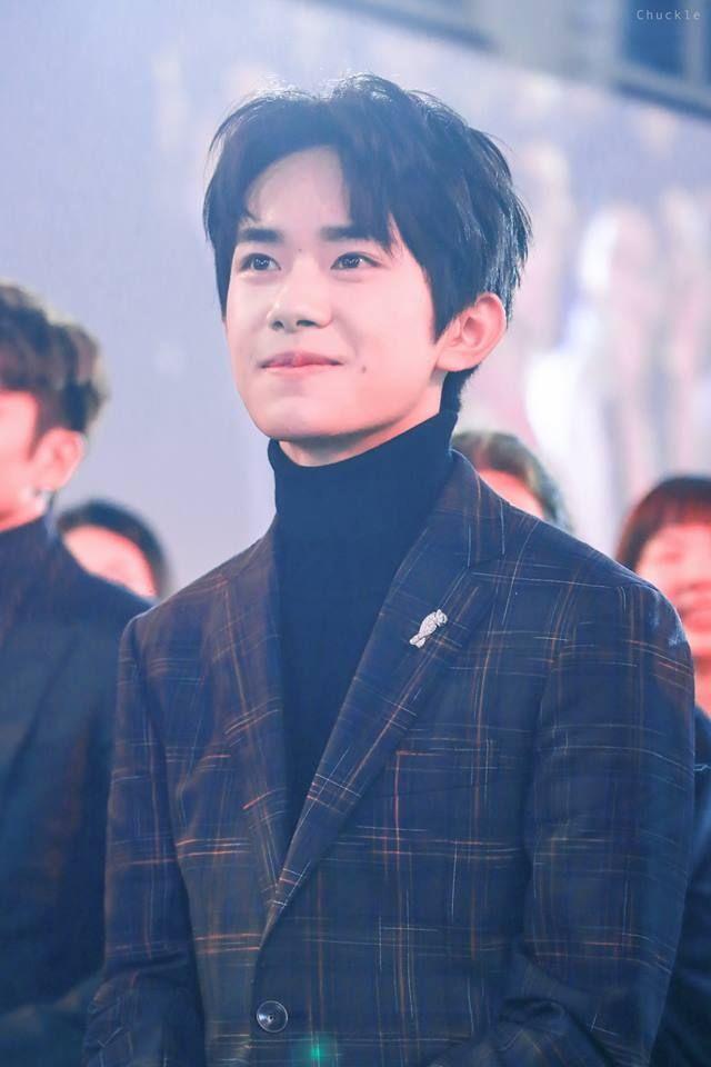 Vương Nhất Bác, Thái Từ Khôn và những nam thần tượng nhảy múa đỉnh nhất showbiz Hoa ngữ-9