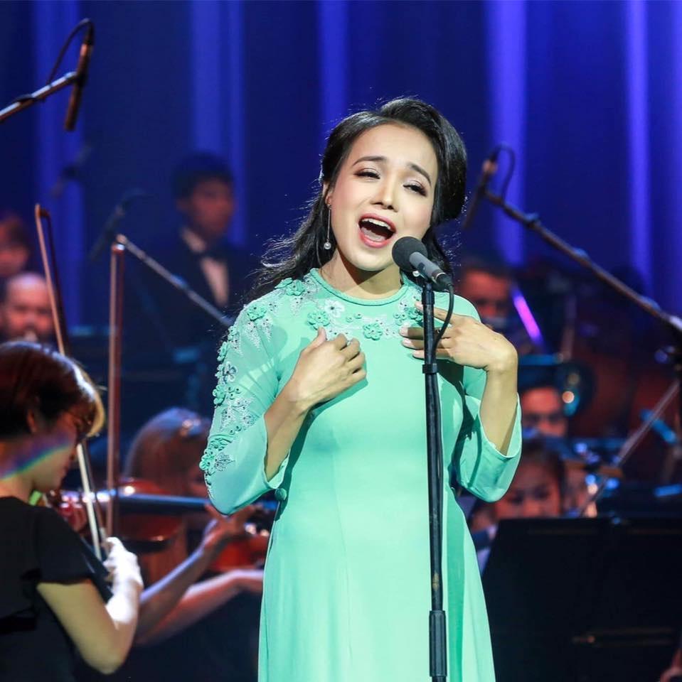 Nhiều nghệ sĩ Việt bị lừa chiếm tài khoản Facebook khi làm dịch vụ xin tích xanh-2