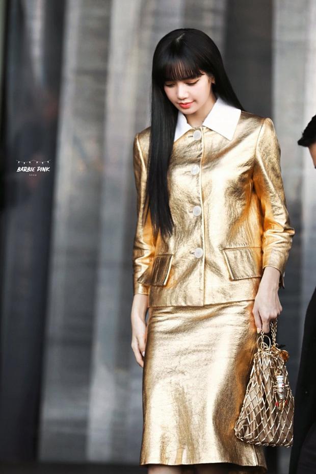 Bộ cánh tai tiếng bị chê nhiều hơn khen ngờ đâu lại giúp Lisa thắng thế trước Trịnh Sảng khi đụng hàng-3