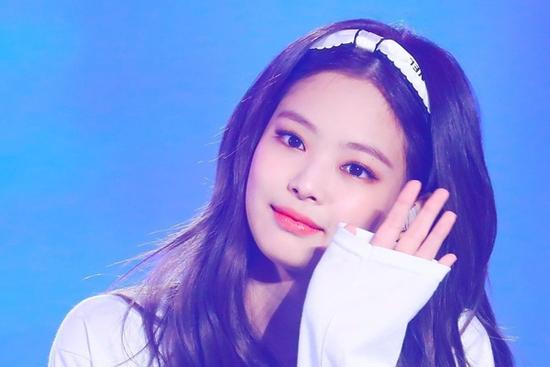 Sau Lisa, đến Jennie bị đe dọa trên MXH khiến fan lo lắng