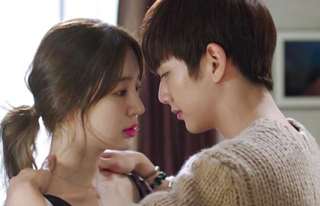 Đêm tân hôn, lén bước qua cánh cửa lúc nửa đêm để rồi lặng người phát hiện bí mật của chồng-2