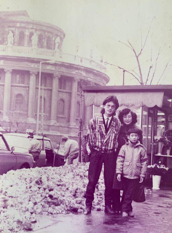 Huyền My đăng ảnh dìm hàng bố nhân dịp sinh nhật nhưng fan lại trầm trồ về phong cách tài tử Hong Kong chất lừ-5