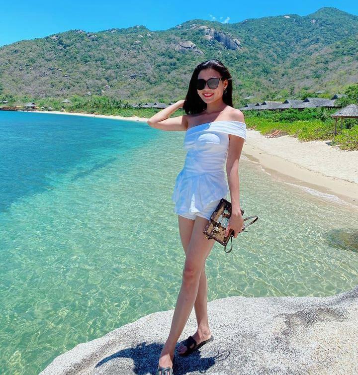 Thừa nhận bóp ảnh đến cong cột, Thúy Diễm vẫn được khen đẹp xuất sắc nhờ vòng 1 căng đầy-9