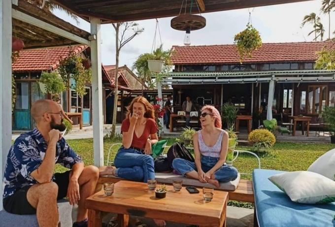 Quán cà phê giữa đồng lúa ở Hội An vừa yên bình vừa chill hết sức-7