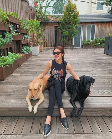 Từng ngóc ngách đẹp như tranh trong biệt thự màu trắng của Tăng Thanh Hà-12