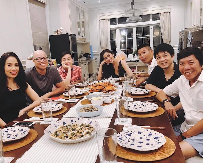 Từng ngóc ngách đẹp như tranh trong biệt thự màu trắng của Tăng Thanh Hà-8