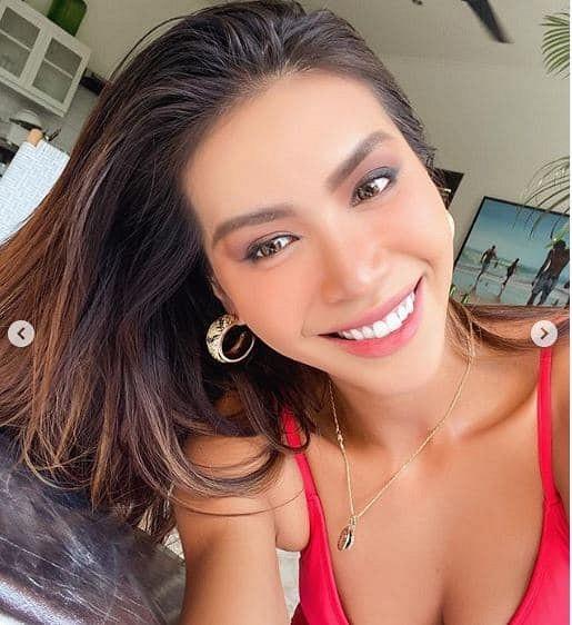 Minh Tú diện áo tắm, o ép vòng một như muốn trực trào ra ngoài-5