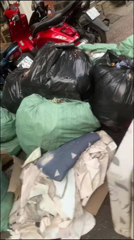 Cô gái ở bẩn nhất Việt Nam gây ám ảnh vì căn phòng ngập rác, chủ trọ tiết lộ bất ngờ-3