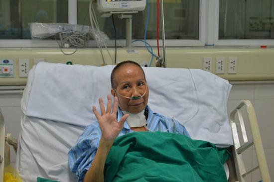 Hành trình sinh tử của bác gái bệnh nhân 17: 'Tôi sẽ luôn cố gắng, vì còn nhiều dự định dang dở chưa hoàn thành'
