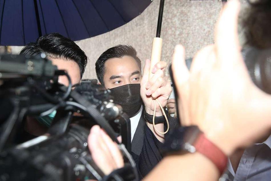 Chồng Chung Hân Đồng mở họp báo sau ly hôn, bác thông tin ngoại tình-6