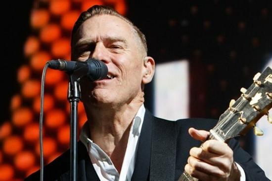 Nam ca sĩ chửi người ăn thịt dơi ở Trung Quốc