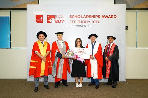 Hạn chót ứng tuyển học bổng Đại sứ Vương quốc Anh-2