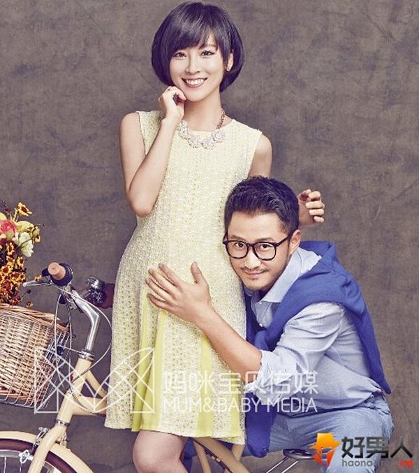 Nói về người vợ của mình, Ngô Kinh từng thừa nhận anh hạnh phúc khi được mang tiếng "sợ vợ". Anh nói: "Phụ nữ sau khi kết hôn thường phải chịu nhiều vất vả, đàn ông có sợ vợ cũng là điều bình thường".