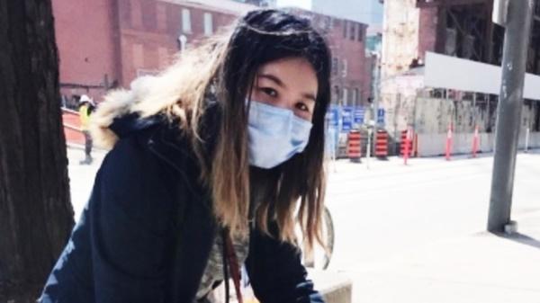 Phụ nữ châu Á đeo khẩu trang ở Canada liên tục bị hành hung, lạm dụng-3