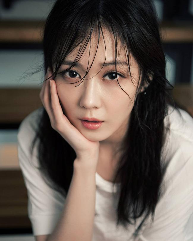 Jang Nara: Gần 10 năm bị khinh miệt ở Trung Quốc chỉ vì lỡ miệng, tuổi 39 vẫn cô đơn sau tin đồn yêu đương với Tô Hữu Bằng-1