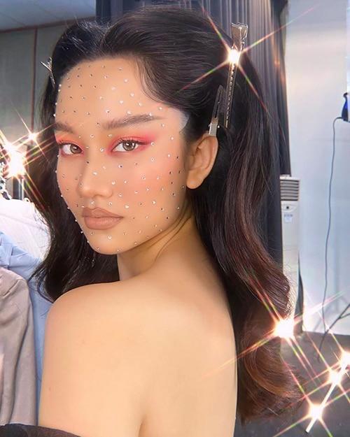 Từ Mắt biếc chuyển sang Mắt rắn, diễn viên Trúc Anh khiến fan hết hồn không nhận ra-5