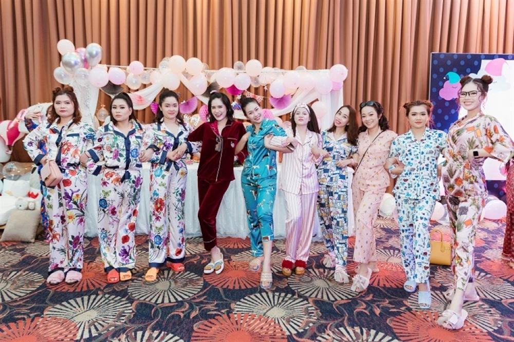 Những tiệc sinh nhật có dress code đẹp nhất của sao Việt-8