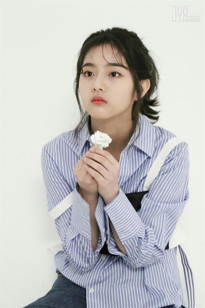 Dàn diễn viên thế hệ mới sinh năm 1997-1999 nhà JYP-8