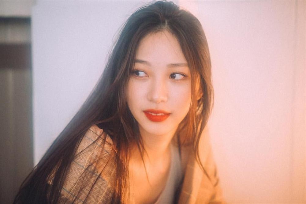 Dàn diễn viên thế hệ mới sinh năm 1997-1999 nhà JYP-10