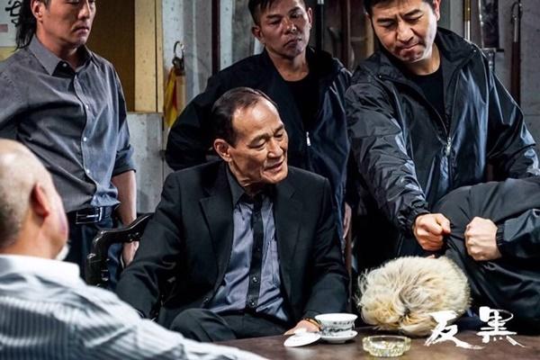 Hai ngôi sao nổi tiếng TVB từng là ông trùm xã hội đen ngoài đời thật-1