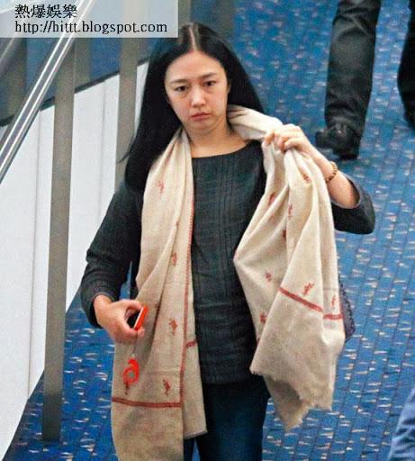 Những tài tử cùng tên Hoa của TVB: người không con cái, kẻ tán gia bại sản-5