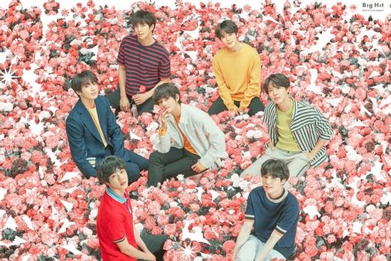 Chuyện bây giờ mới kể: BTS gặp sự cố sân khấu, nhân viên phải cùng nhau chống sàn vì sợ sập