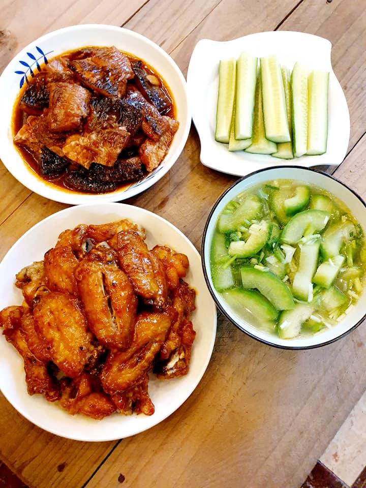 8X khoe 30 mâm cơm lên mạng, hội chị em thốt lên đang mệt nhìn thấy cũng thèm ăn-2