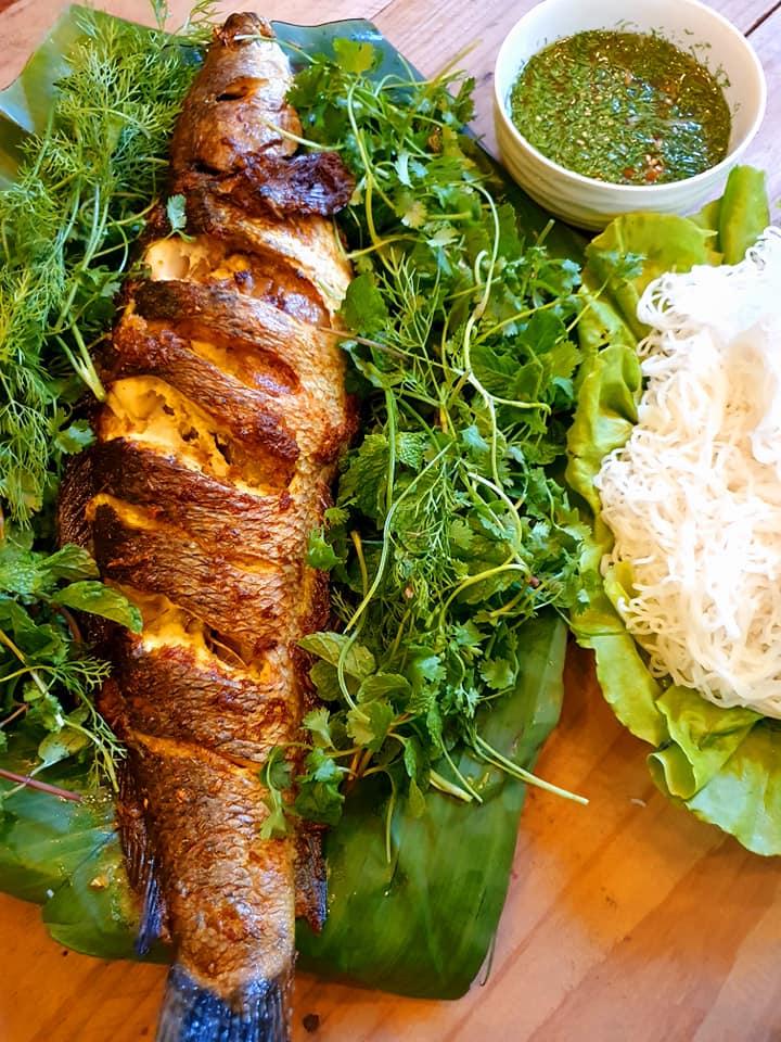 8X khoe 30 mâm cơm lên mạng, hội chị em thốt lên đang mệt nhìn thấy cũng thèm ăn-8