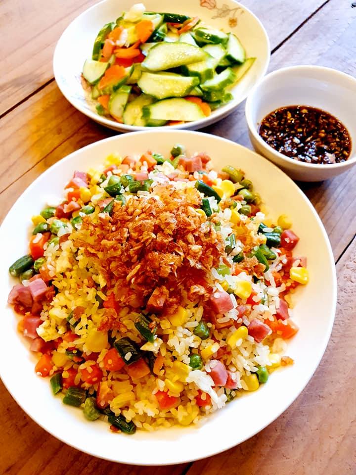 8X khoe 30 mâm cơm lên mạng, hội chị em thốt lên đang mệt nhìn thấy cũng thèm ăn-12