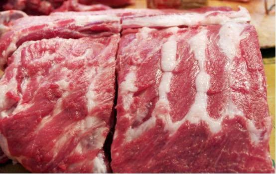 Mua sườn, người sành ăn sẽ không chọn mảnh có 3 đặc điểm này đến người bán cũng khâm phục-2