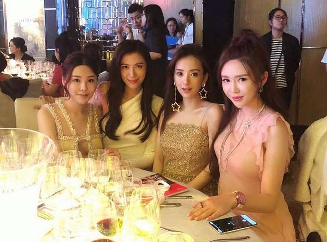 Người mẫu 8X đổi đời thế nào sau khi cưới Thiên vương Quách Phú Thành?-2