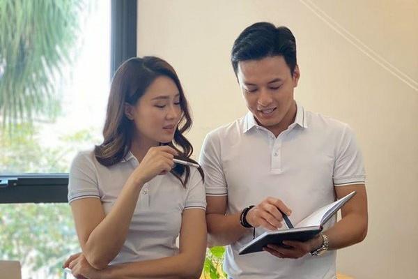 Từng bị chê già xấu, bà xã Hồng Đăng giờ trẻ trung chẳng thua người tình màn ảnh Hồng Diễm-14